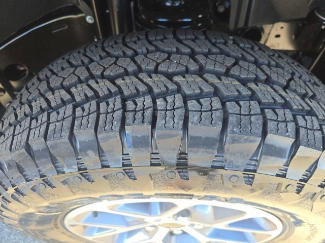 New 2026 Jeep Wrangler Sport S image 36