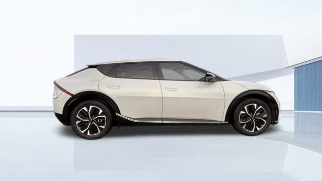 Used 2022 Kia EV6 Wind w/ Wind Technology Package image 4