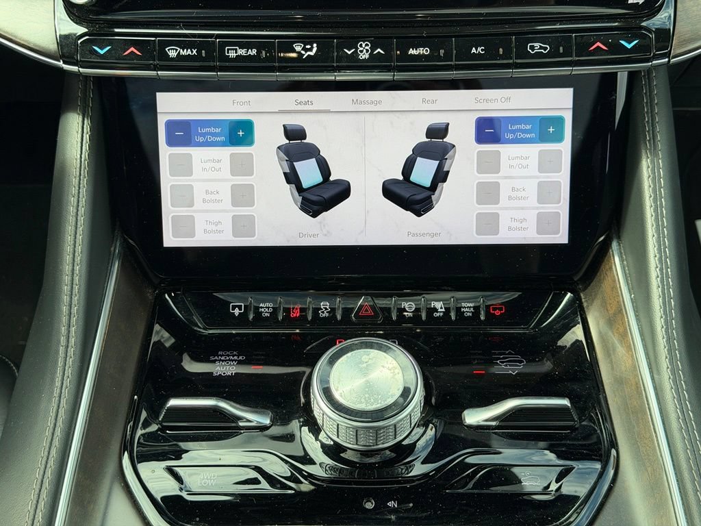 Used 2022 Jeep Grand Wagoneer Series I AWD/4WD image 13