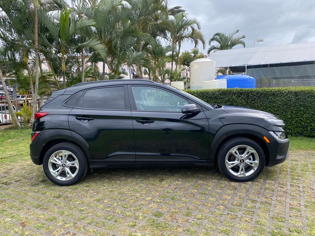 Used 2023 Hyundai Kona SEL w/ Cargo Package FWD image 8