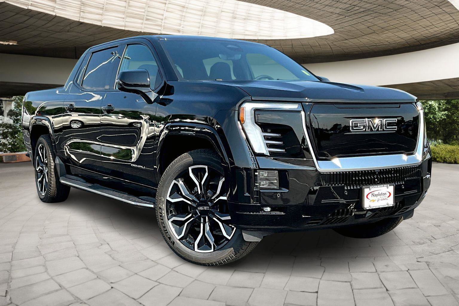 New 2025 GMC Sierra EV Denali image 2