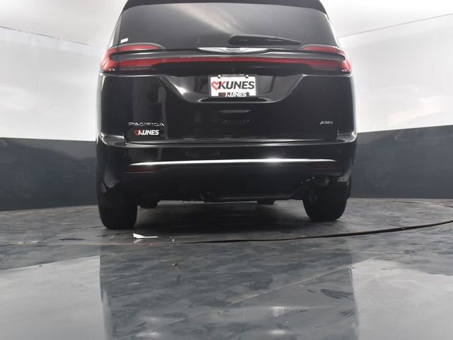 New 2026 Chrysler Pacifica Select image 27