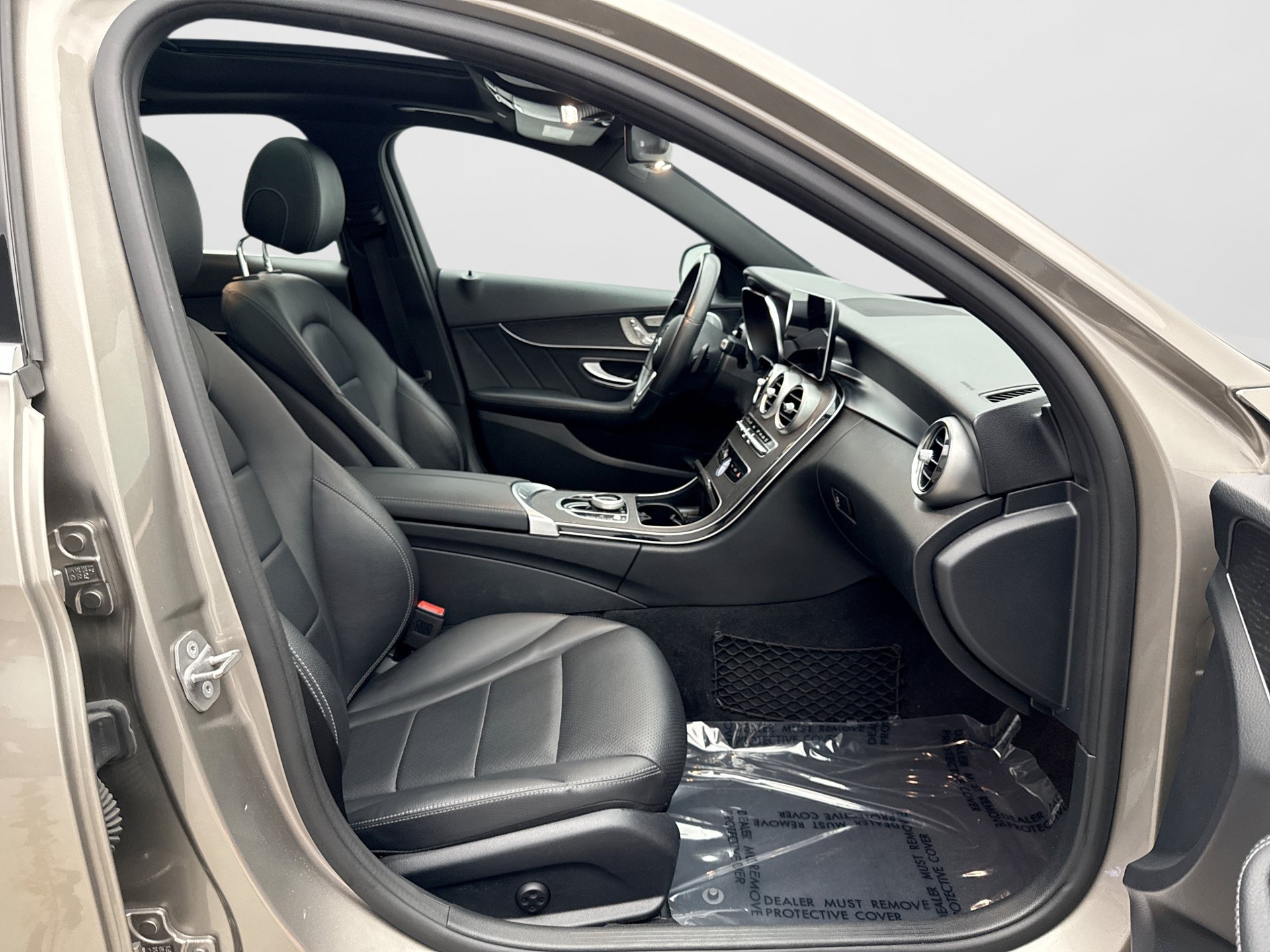 Used 2020 Mercedes-Benz C 300 4MATIC Sedan w/ AMG Line image 9
