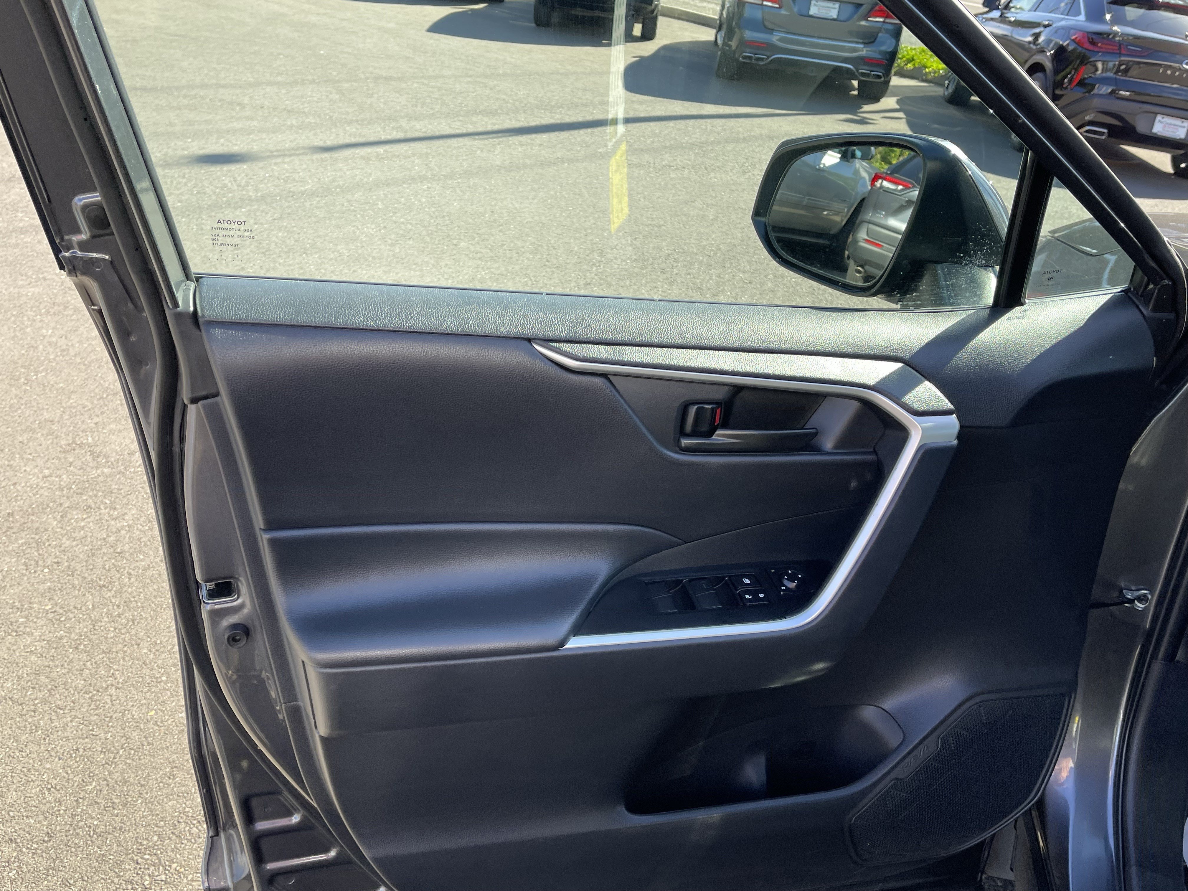 Certified 2024 Toyota RAV4 LE AWD/4WD image 14