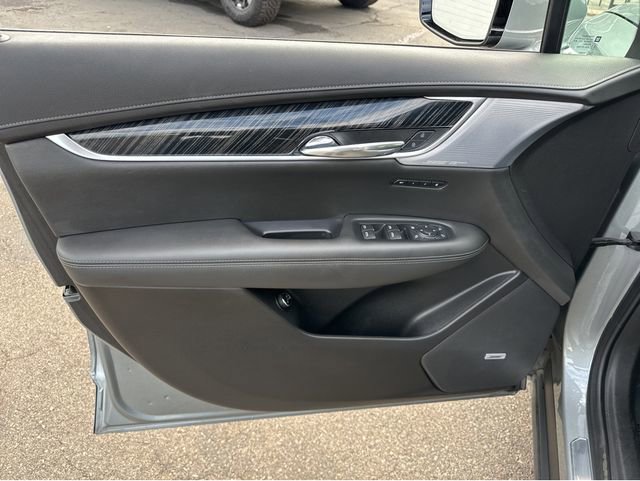 Certified 2024 Cadillac XT6 Premium Luxury image 6