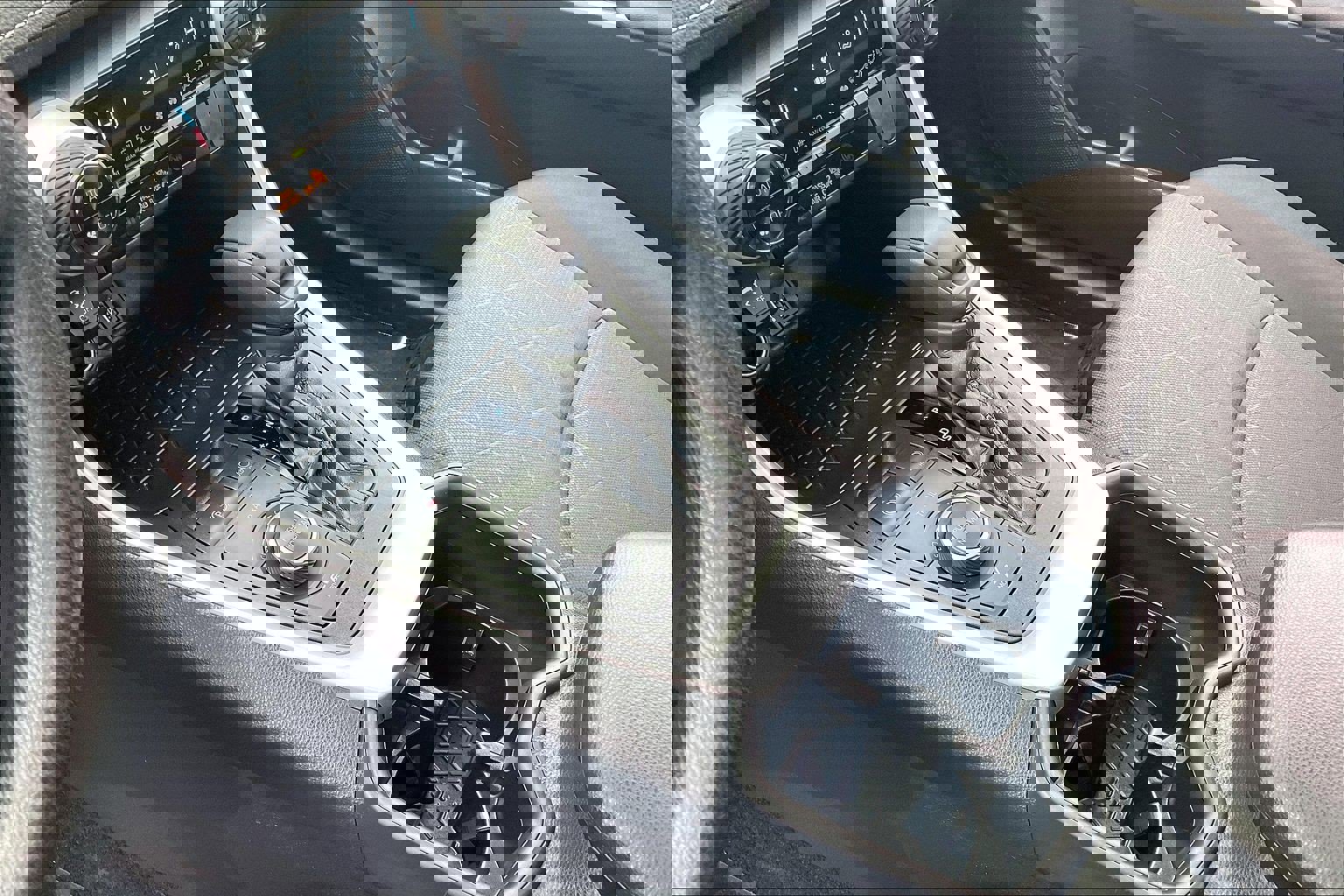 Used 2024 Toyota RAV4 XLE image 22