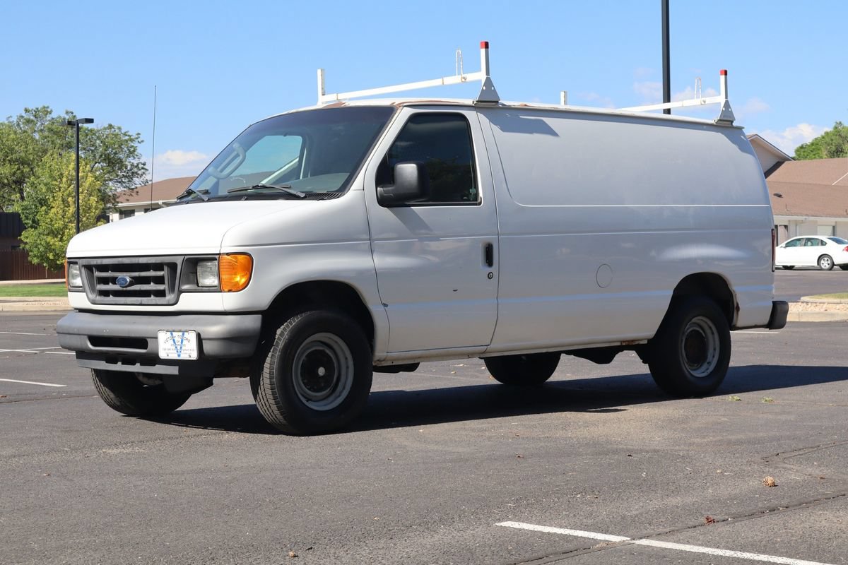 Used 2006 Ford E-250 and Econoline 250 RWD image 11