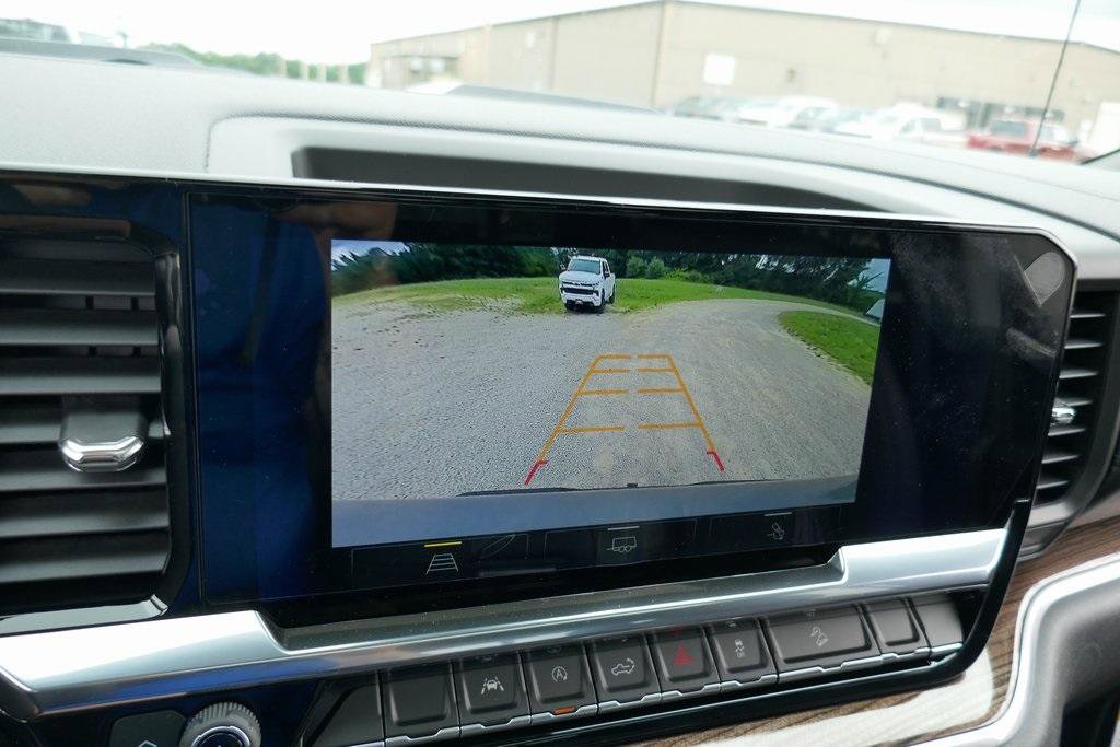 New 2025 Chevrolet Silverado 1500 LT Trail Boss w/ Convenience Package II image 24