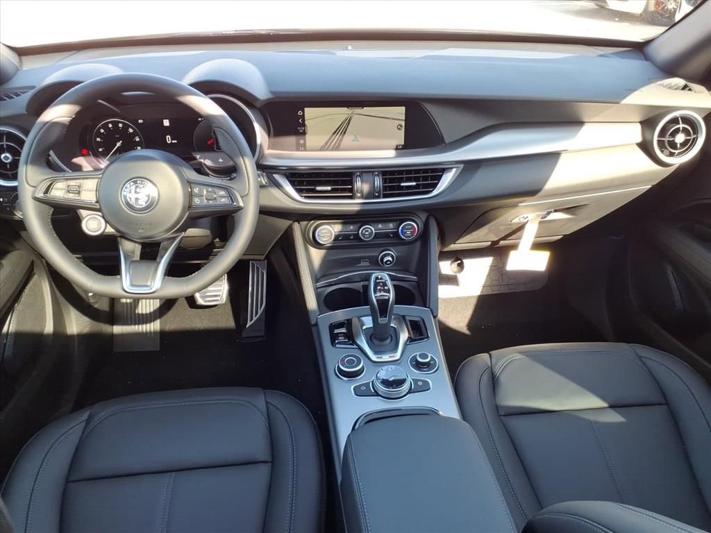 New 2026 Alfa Romeo Stelvio Sprint w/ Convenience Package image 10