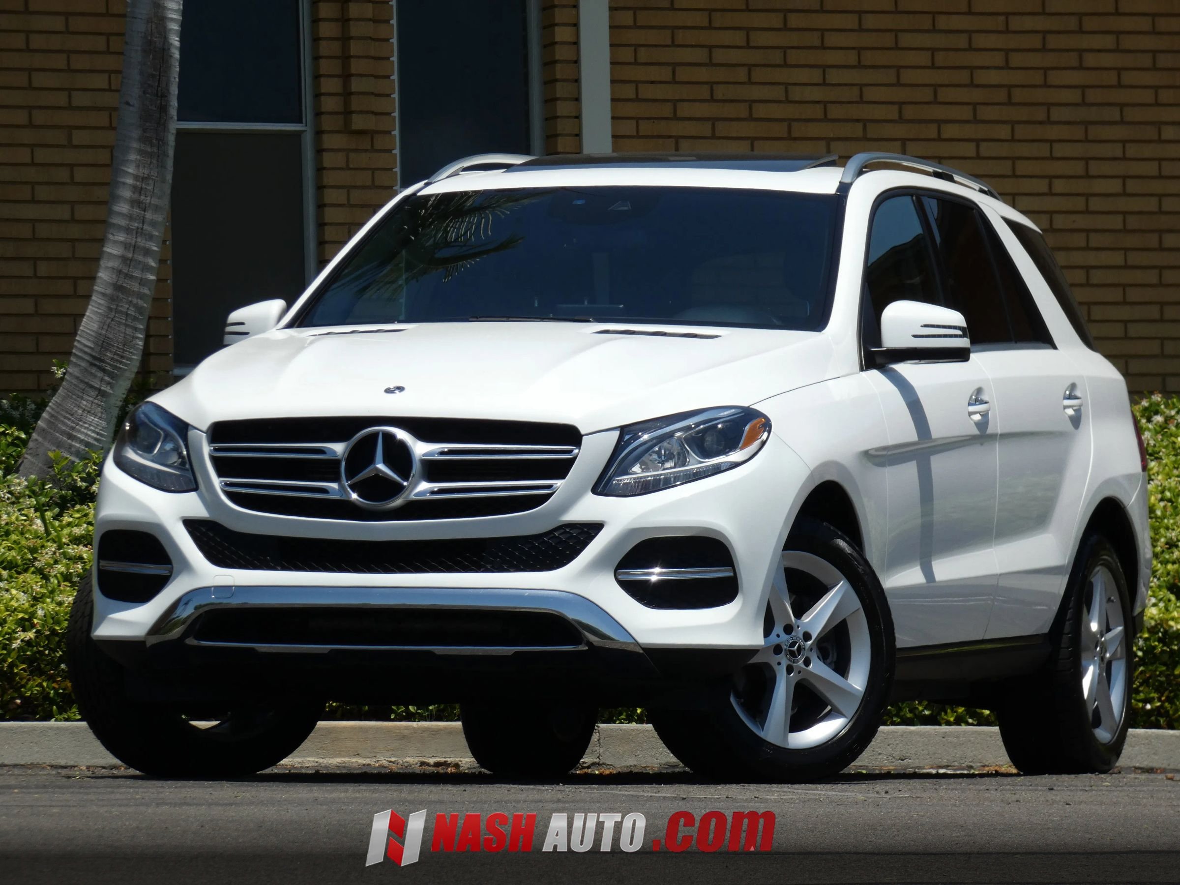 Used 2018 Mercedes-Benz GLE 350 4MATIC image 4