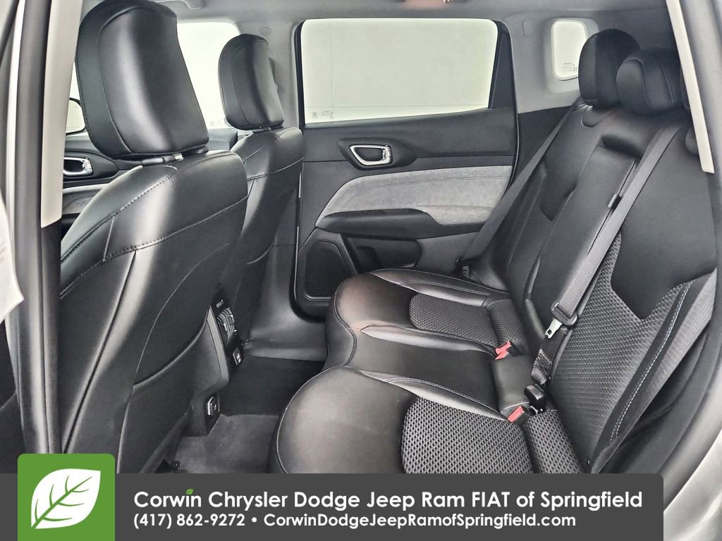 Used 2022 Jeep Compass Latitude image 30
