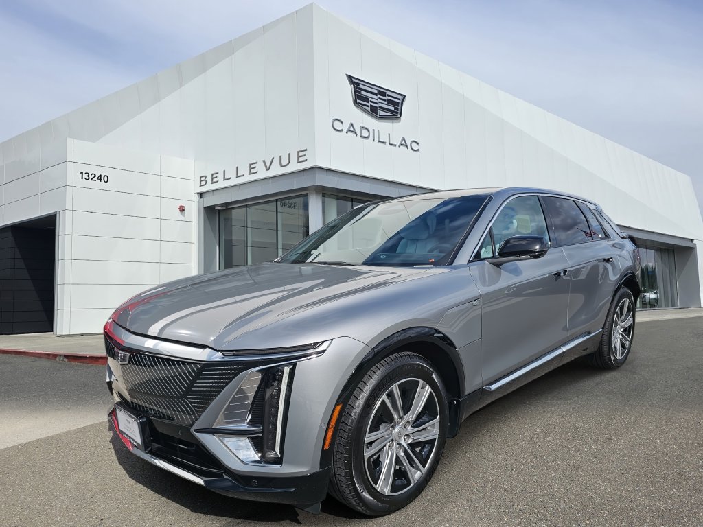 Certified 2024 Cadillac Lyriq Luxury w/ LPO, Floor Liner Package AWD/4WD image 3