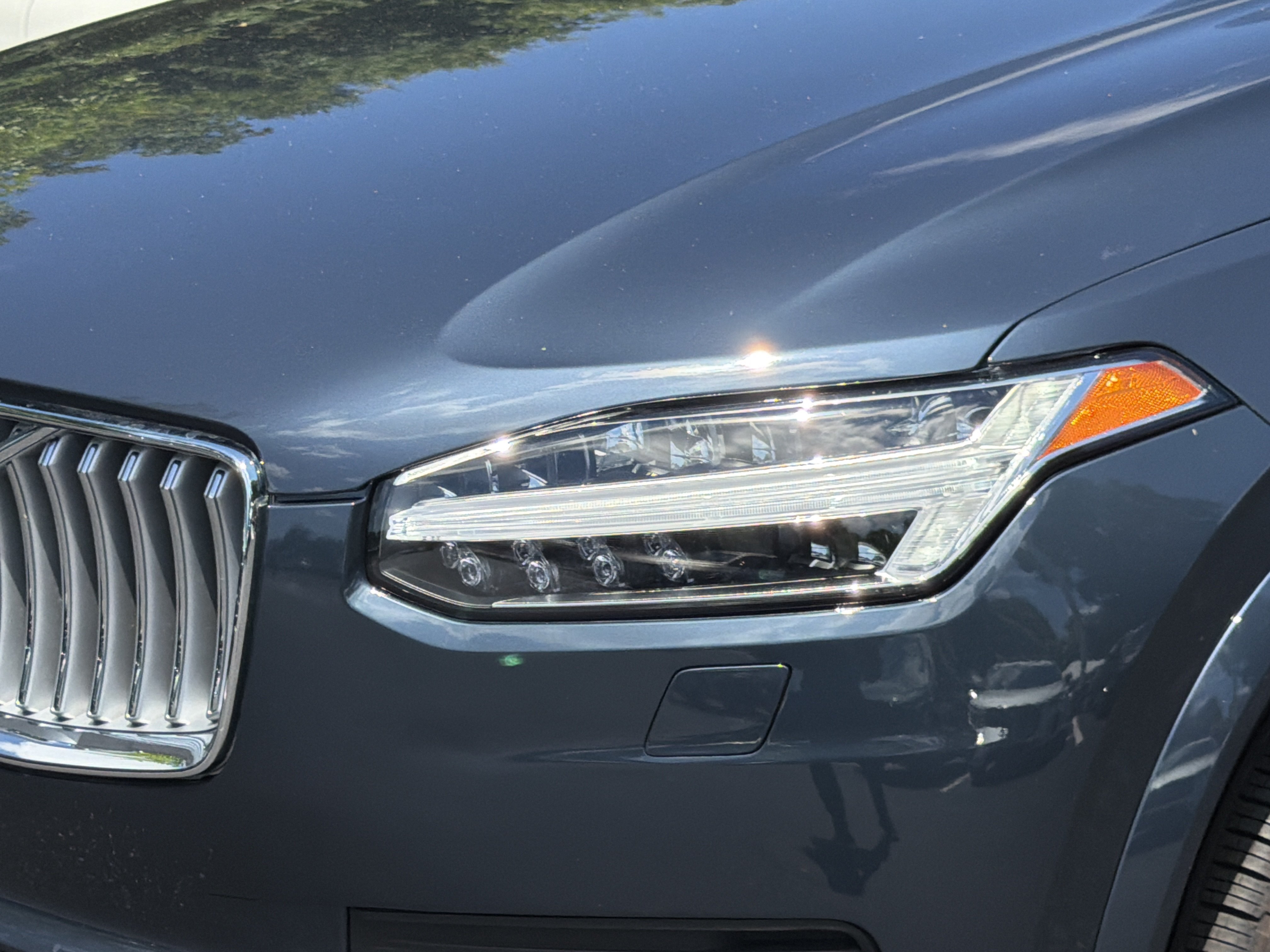 Certified 2025 Volvo XC90 B5 Plus w/ Protection Package Premier AWD/4WD image 43