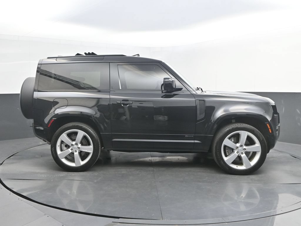 Used 2021 Land Rover Defender 90 X-Dynamic S AWD/4WD image 8