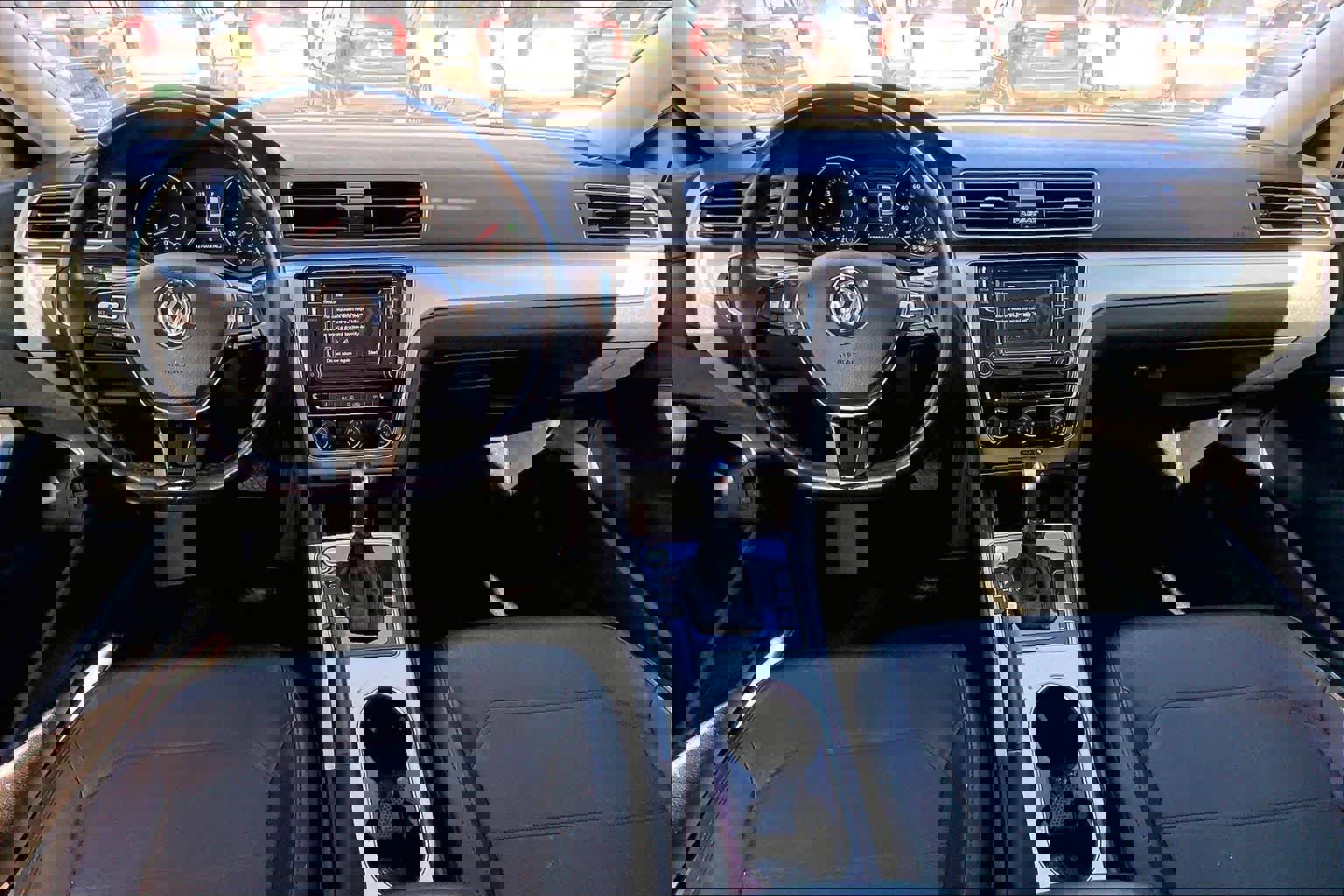 Used 2019 Volkswagen Passat 2.0T Wolfsburg image 15