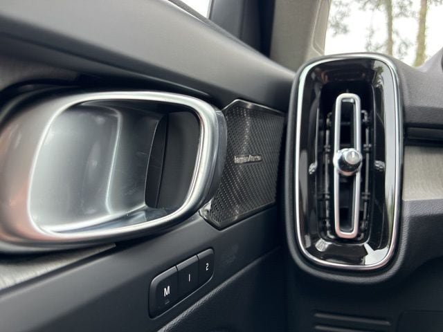 New 2026 Volvo XC40 B5 Ultra w/ Protection Package Premier AWD/4WD image 27