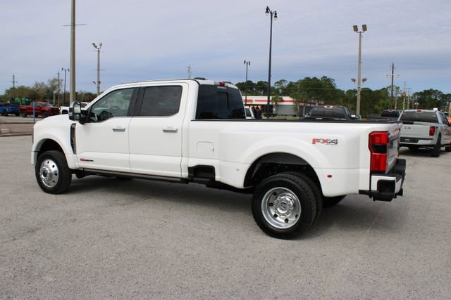 Used 2025 Ford F450 Platinum w/ Platinum Plus Package image 7
