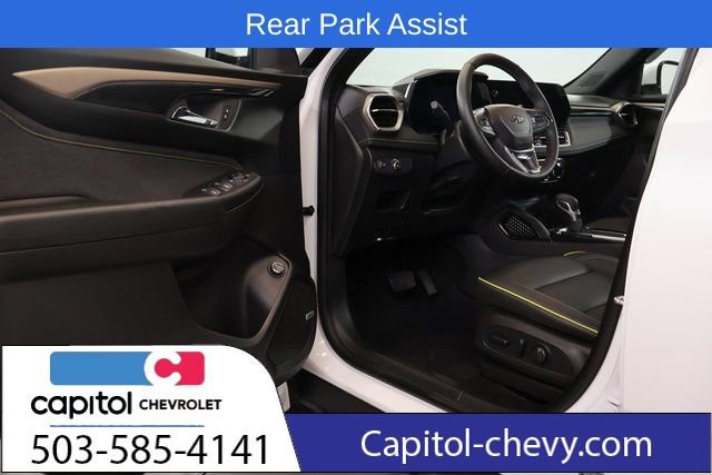 Used 2025 Chevrolet TrailBlazer ACTIV w/ Convenience Package image 10