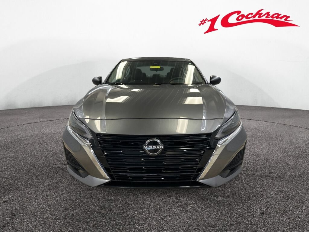 Used 2024 Nissan Altima 2.5 S FWD image 27