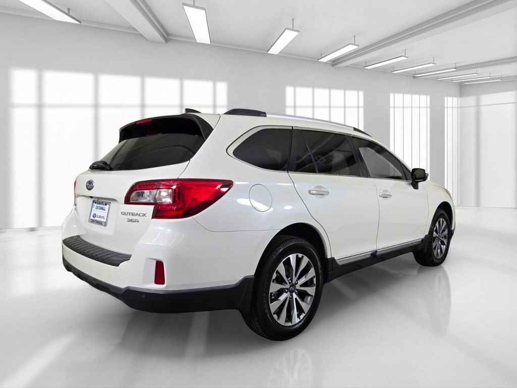 Used 2017 Subaru Outback 3.6R Touring w/ Popular Package #5A AWD/4WD image 8