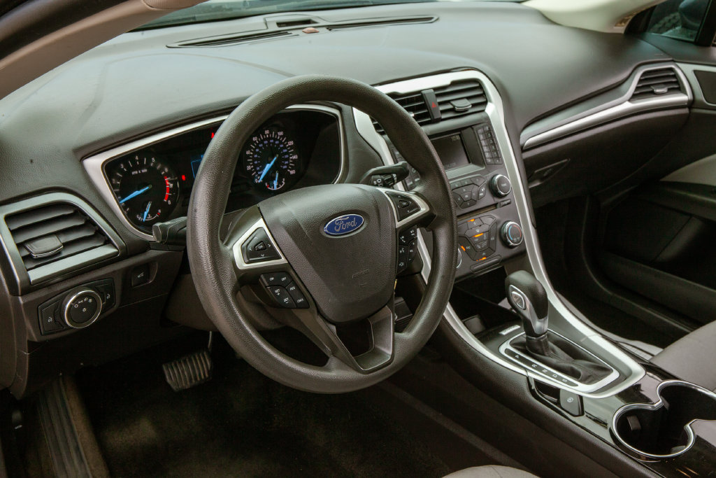 Used 2016 Ford Fusion S FWD image 10