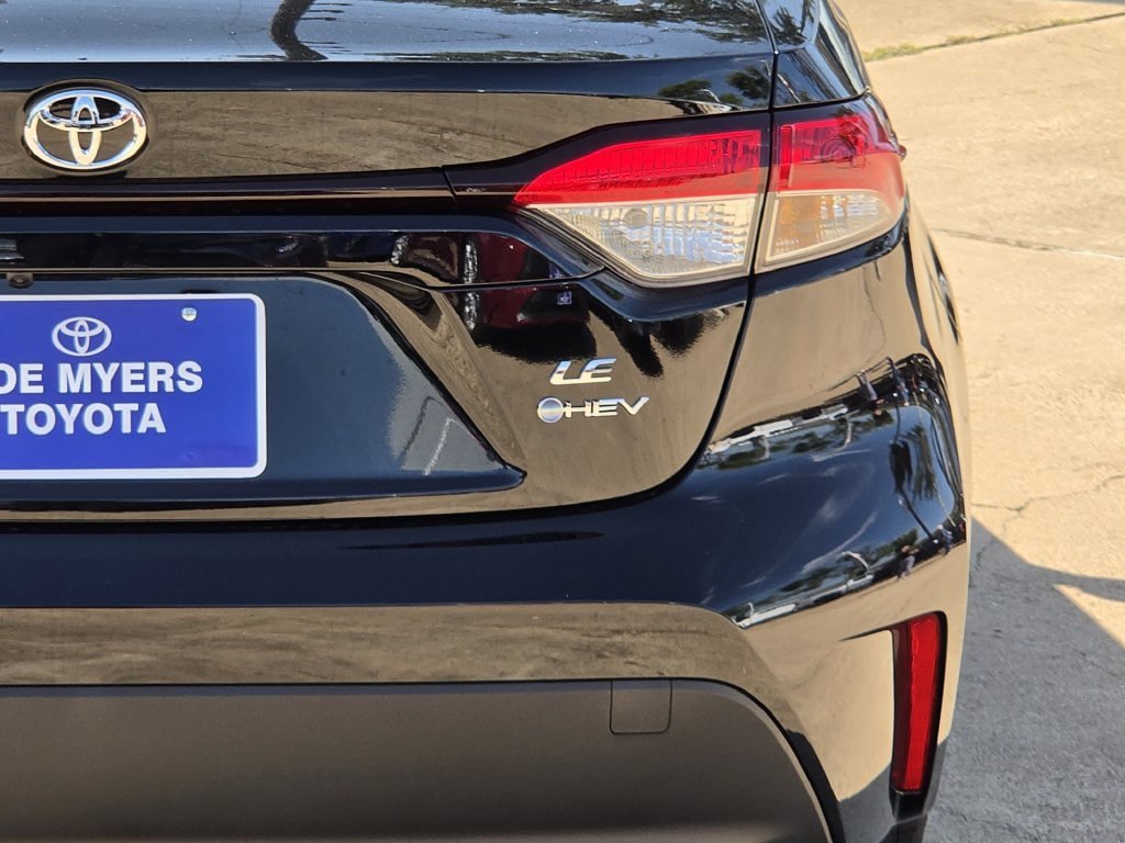 New 2027 Toyota Corolla LE FWD image 9