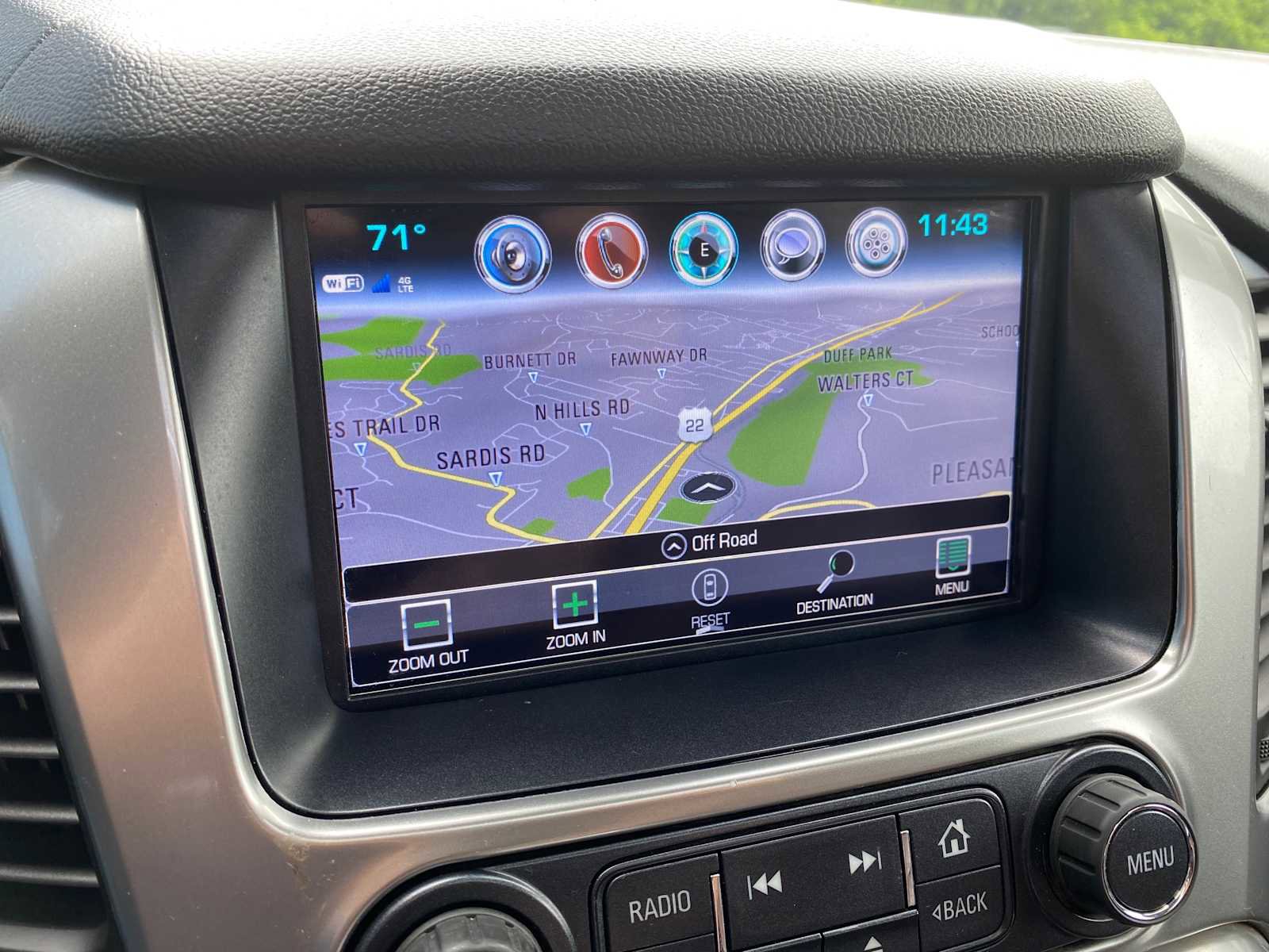 Used 2020 Chevrolet Suburban Premier w/ Premier Plus Edition image 20