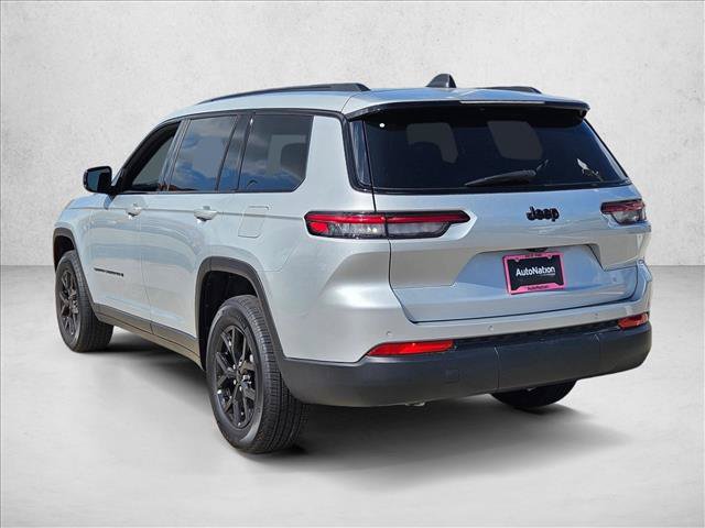 New 2025 Jeep Grand Cherokee L Altitude RWD image 9