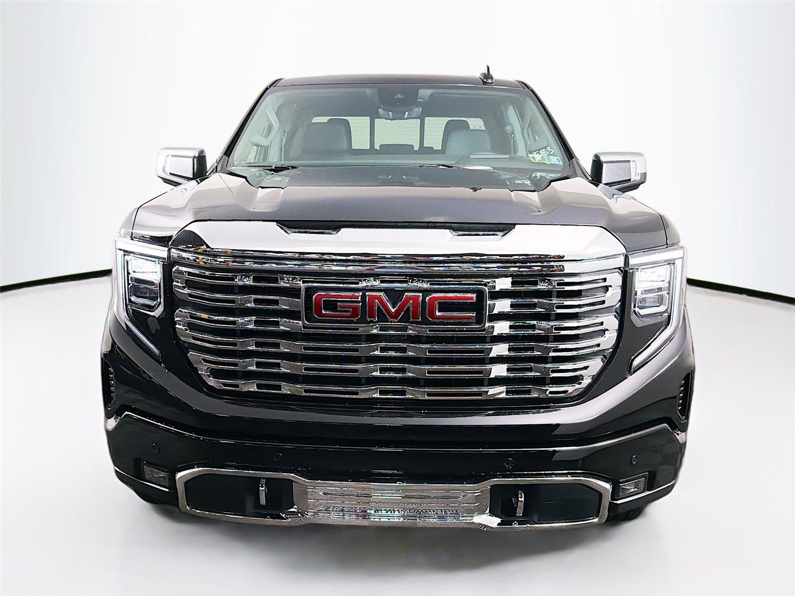 New 2026 GMC Sierra 1500 Denali w/ Denali Reserve Package image 2