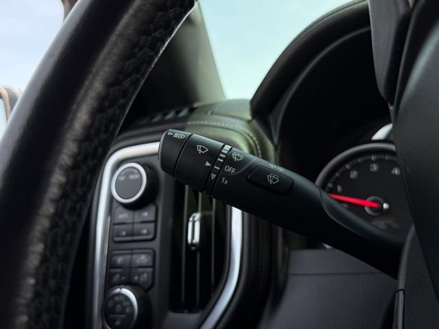 Used 2021 Chevrolet Silverado 1500 High Country AWD/4WD image 13