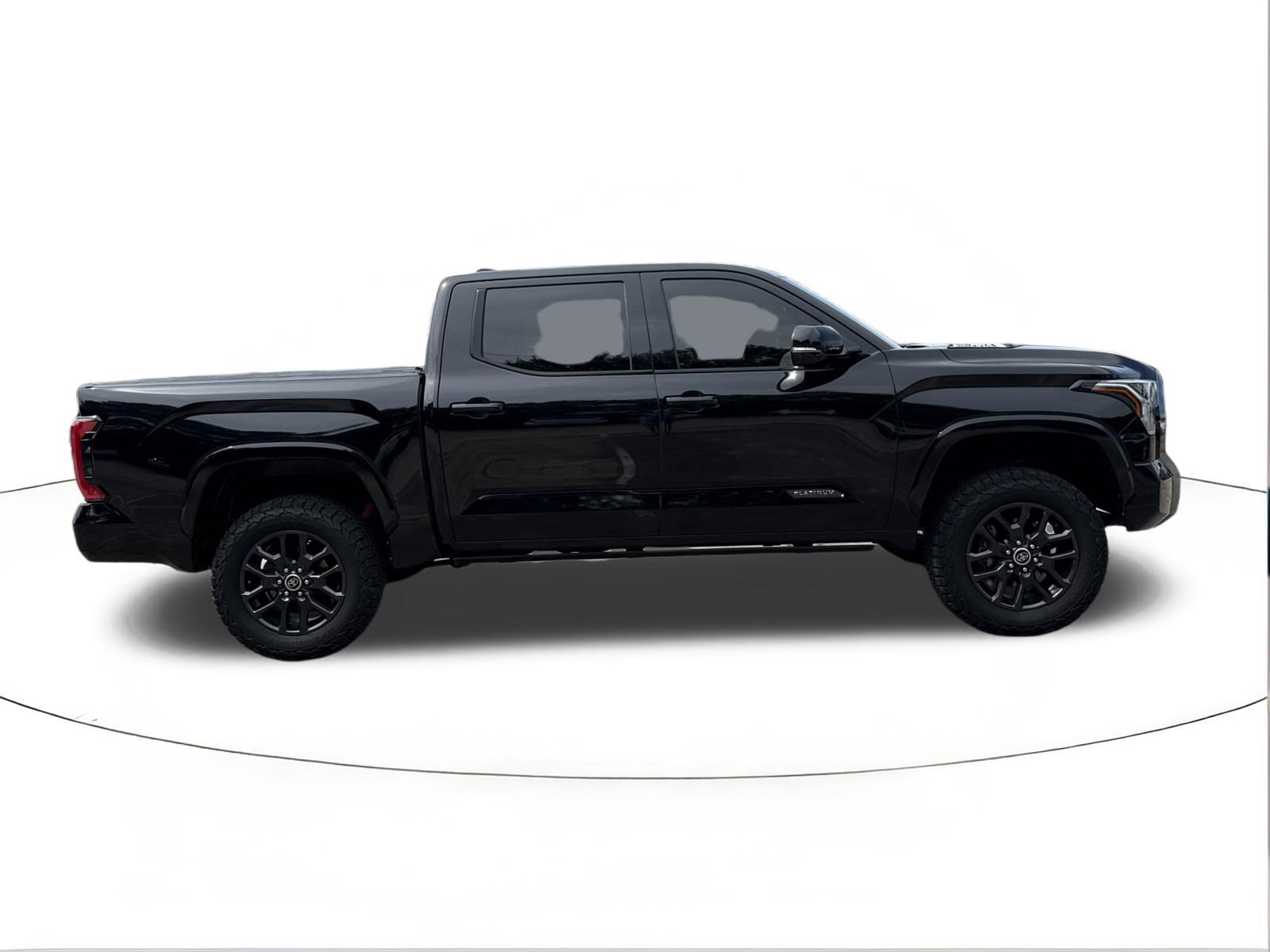 Used 2022 Toyota Tundra Platinum AWD/4WD image 2