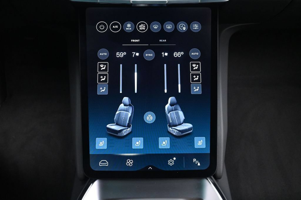 Used 2024 Lucid Air Touring AWD/4WD image 43