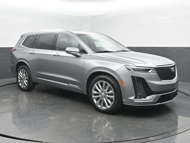 Certified 2025 Cadillac XT6 Premium Luxury w/ Technology Package AWD/4WD image 7