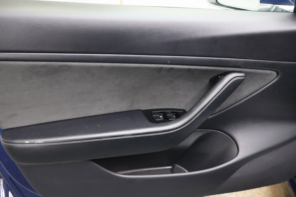 Used 2019 Tesla Model 3 Long Range image 15