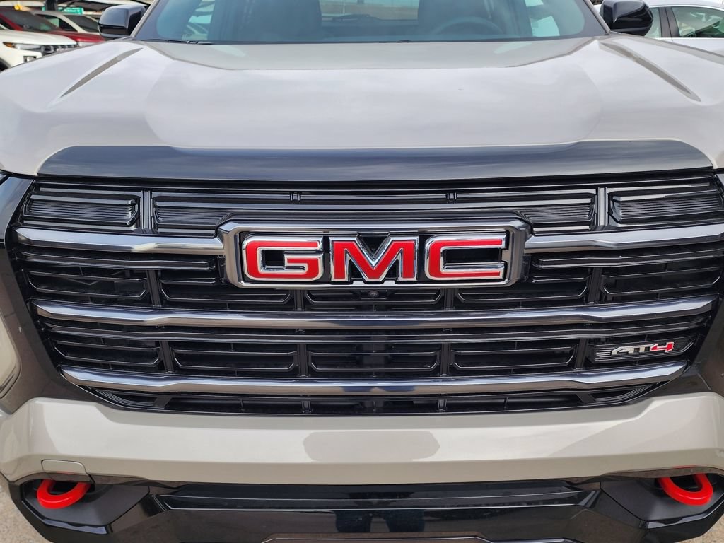New 2026 GMC Terrain AT4 AWD/4WD image 10