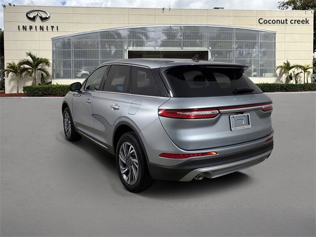 Used 2024 Lincoln Corsair FWD image 3