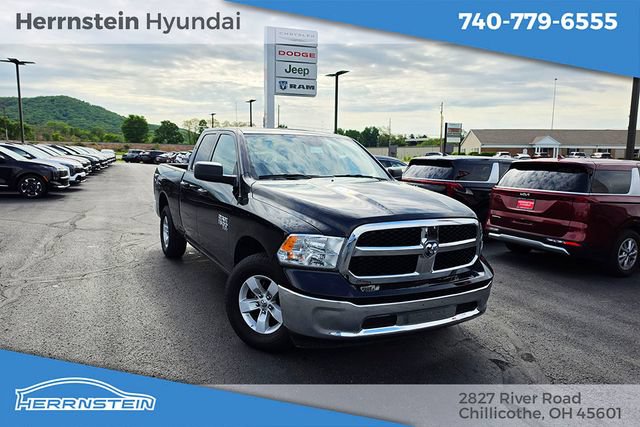 Used 2024 RAM 1500 Classic SLT AWD/4WD image 1