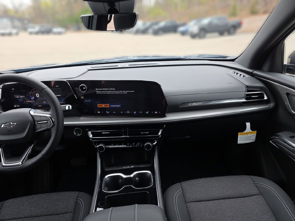 New 2026 Chevrolet Traverse LT w/ Midnight/Sport Edition FWD image 16