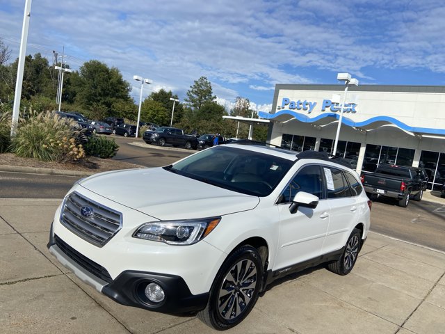 Used 2017 Subaru Outback 2.5i Limited w/ Popular Package #5 AWD/4WD image 4