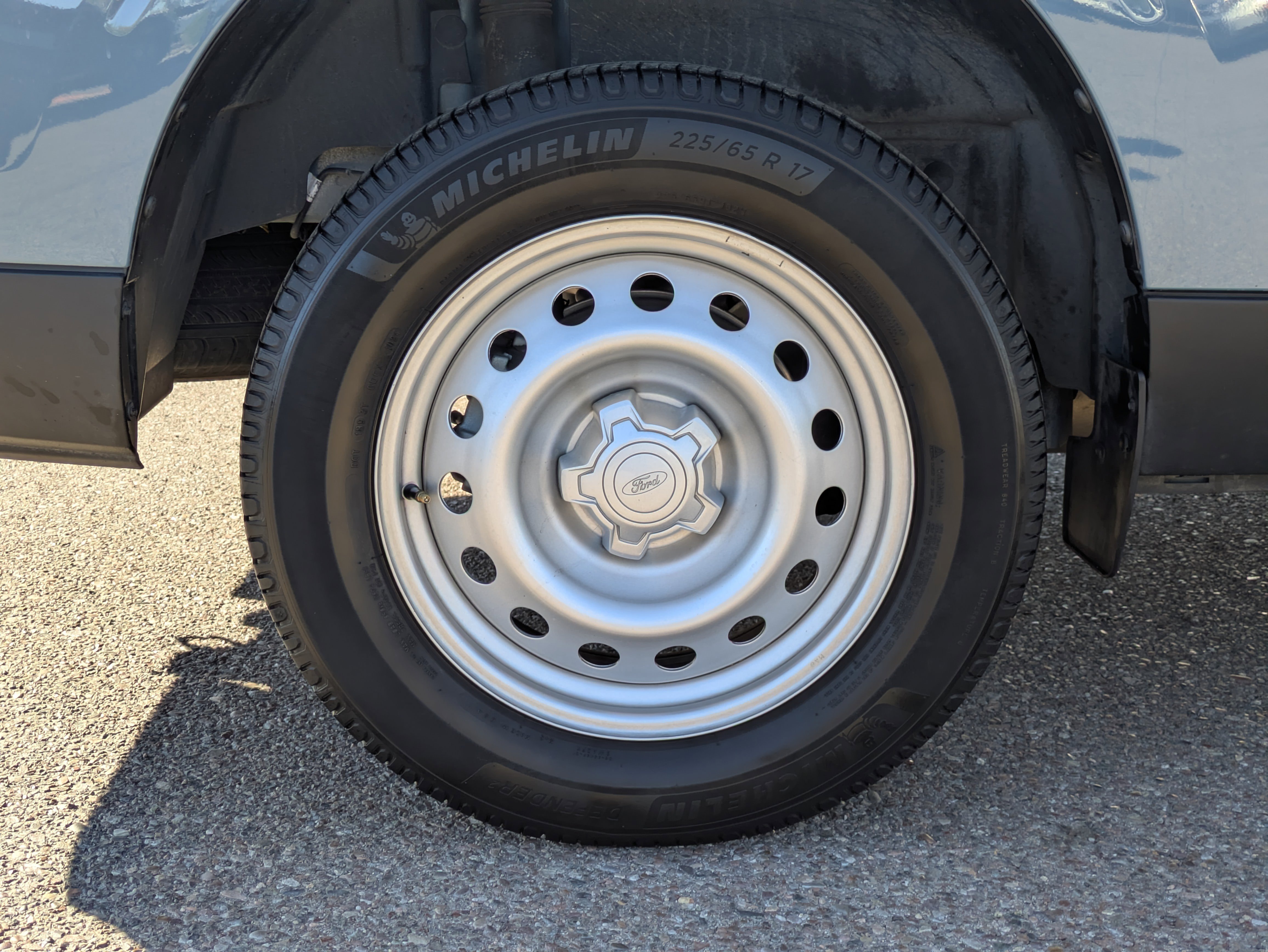 Used 2023 Ford Maverick XL image 8