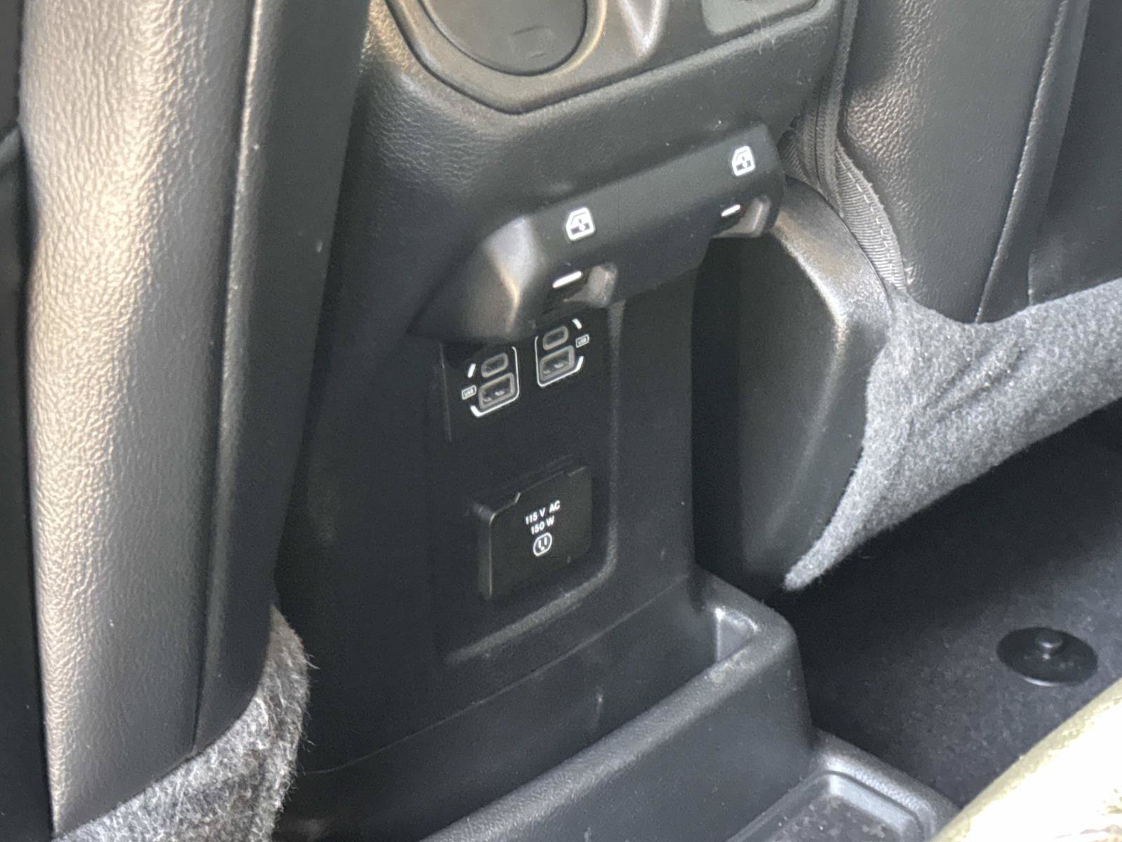 Used 2023 Jeep Wrangler Unlimited Sahara w/ Cold Weather Group AWD/4WD image 14