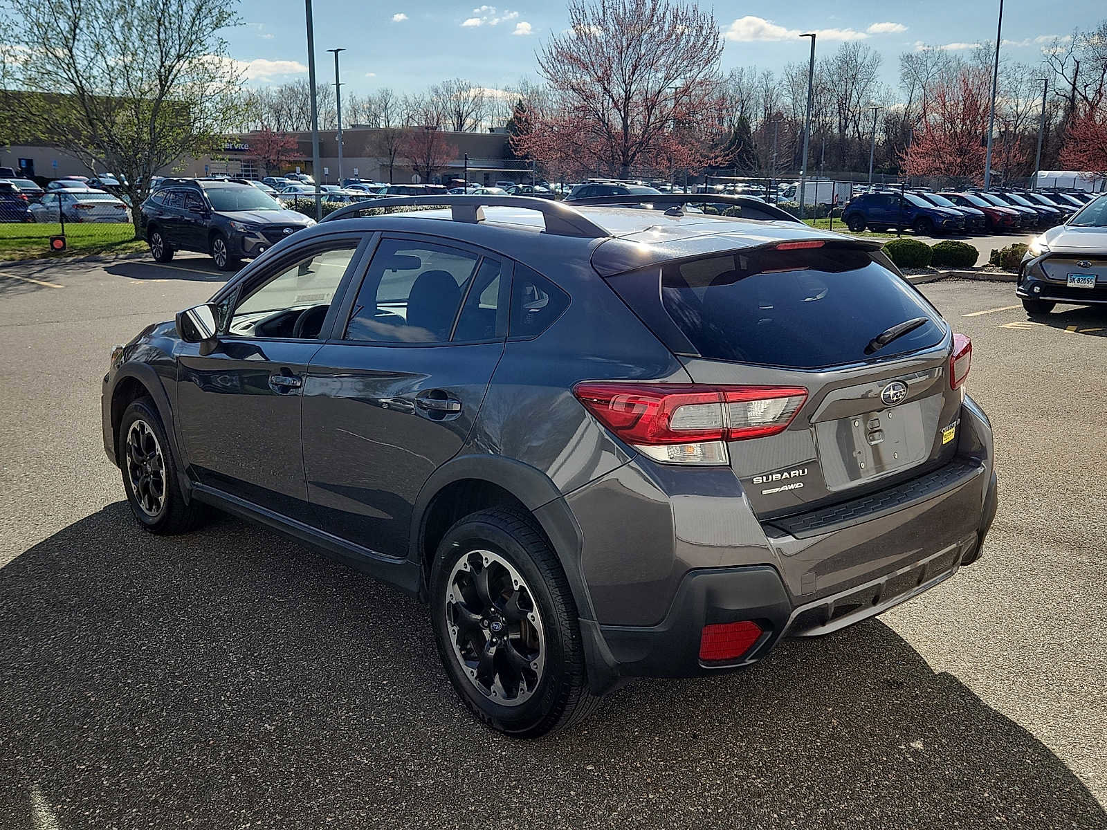 Used 2021 Subaru Crosstrek 2.0i image 4