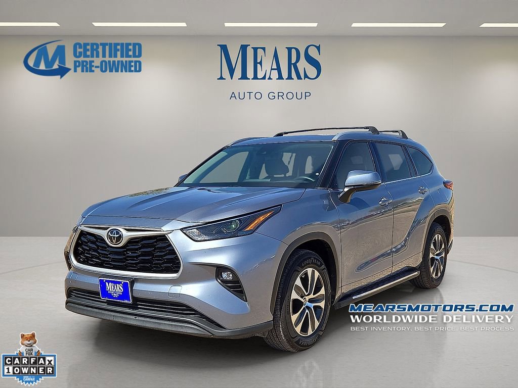 Used 2022 Toyota Highlander XLE image 1