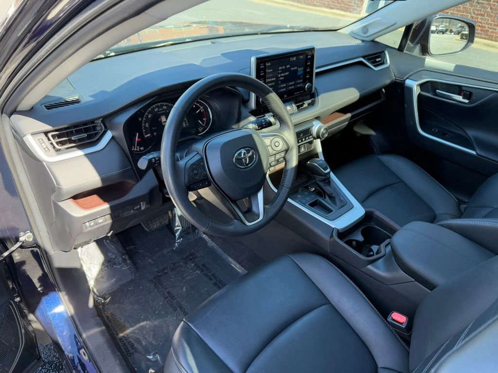 Used 2021 Toyota RAV4 Limited image 22