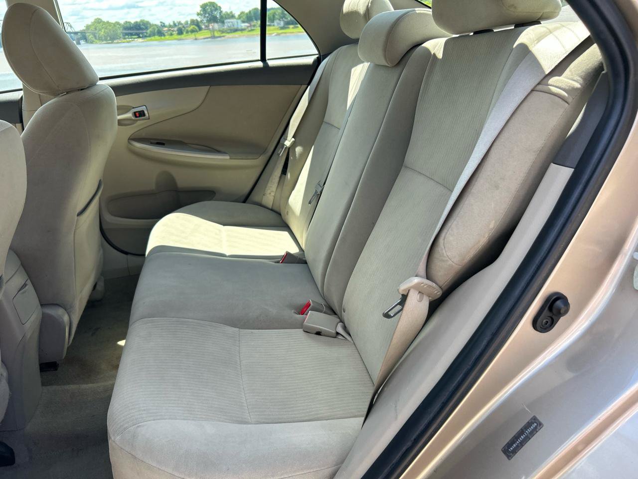 Used 2010 Toyota Corolla CE FWD image 10