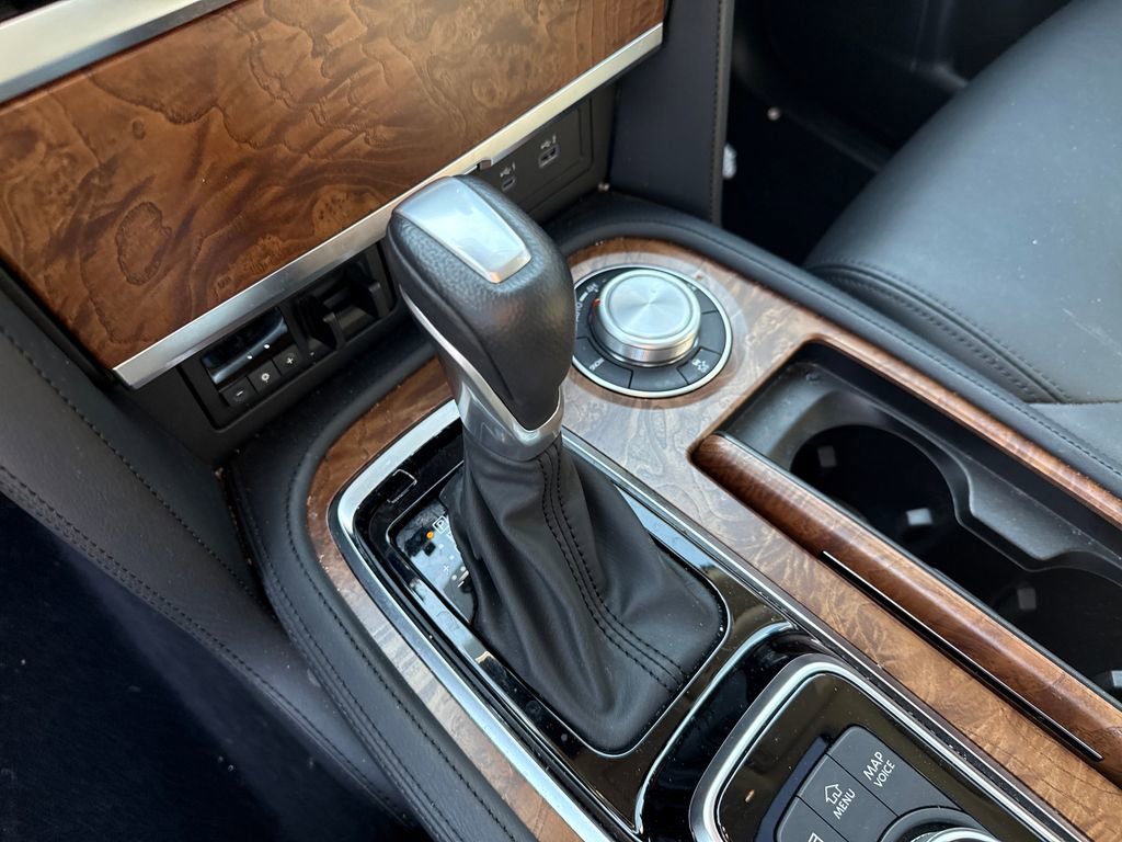 Used 2024 Nissan Armada SL w/ Cargo Package image 30