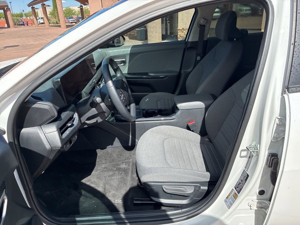 Certified 2025 Kia K4 EX FWD image 22
