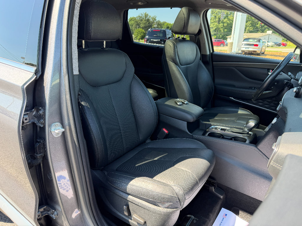 Used 2020 Hyundai Santa Fe SEL w/ Convenience + Premium Package FWD image 21