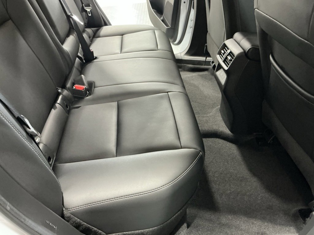 Used 2025 Nissan Murano SV image 25