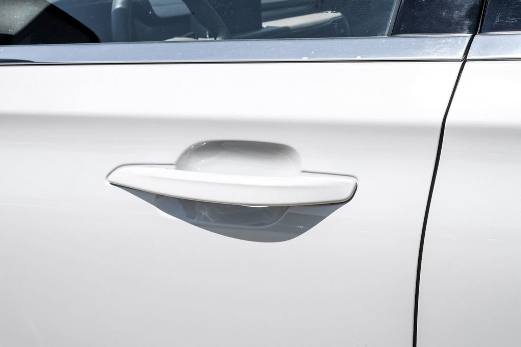 Used 2023 Lincoln Aviator AWD w/ Premium Package image 40